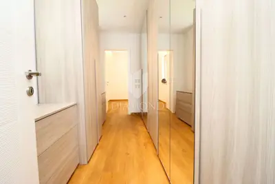 Poreč, okolica, moderna vila sa 6 apartmana - 11