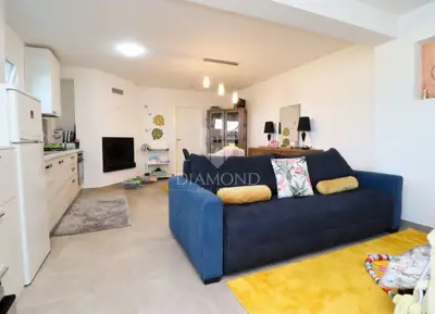 Poreč, okolica, moderna vila sa 6 apartmana - 15