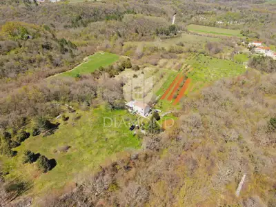 House 140 m², Labin - large plot and privacy - 7