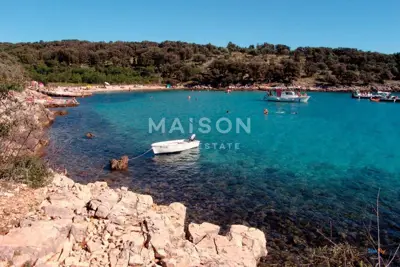 Building plot 714 m², Jakišnica - 200 m from the sea - 4