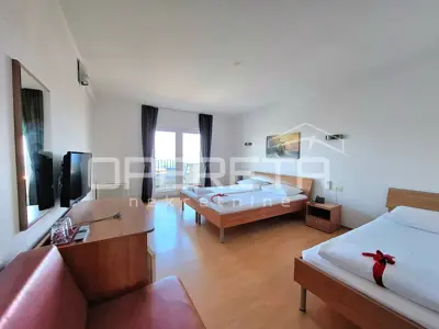 Hotel 1,500 m², Gradac - established business by the beach - 16