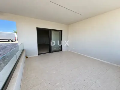 Vodice, 2-room apartment, 90,72 m², sea view, 650 m from the sea - 8