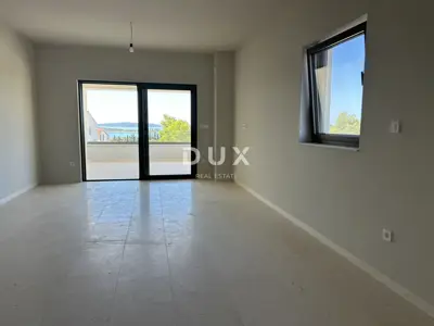 Vodice, 2-room apartment, 90,72 m², sea view, 650 m from the sea - 9