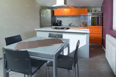 Sale - Beautiful house with apartments and restaurant, Pula! Sea view! - 9