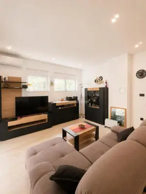 Apartment 75 m², Crikvenica - 3 rooms, loggia and parking space - 7