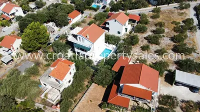 House 215 m², Trogir - sea view and pool - 14