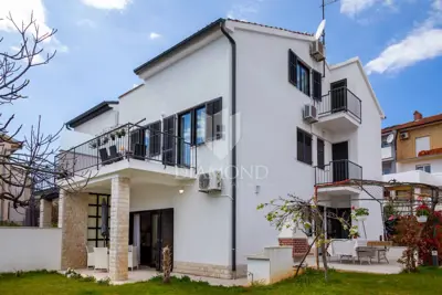 Kuća 220 m², Nova Veruda, Pula - blizu mora i marine
