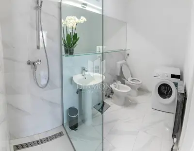 Kuća 220 m², Nova Veruda, Pula - blizu mora i marine - 13