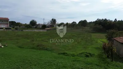 Građevinsko zemljište 3.313 m², Labin - ravno i mirno