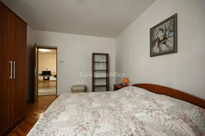 Apartment 120 m², Novigrad - 2 units and 2 terraces - 13