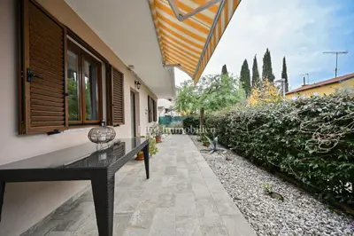 Apartment 120 m², Novigrad - 2 units and 2 terraces - 4