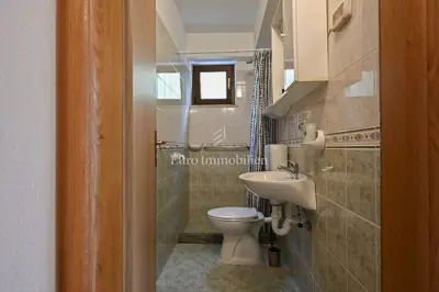 Apartment 120 m², Novigrad - 2 units and 2 terraces - 18