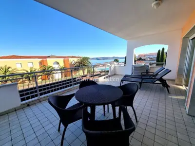 Wohnung 132 m², Crveni Vrh - 130 m vom Meer, Aufzug - 3