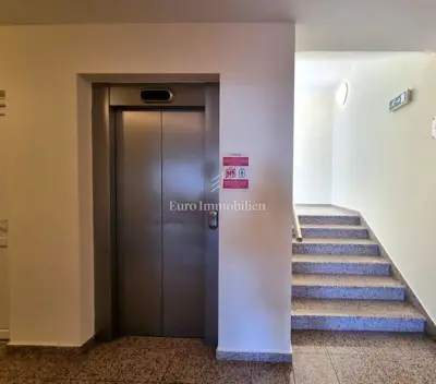 Wohnung 132 m², Crveni Vrh - 130 m vom Meer, Aufzug - 18