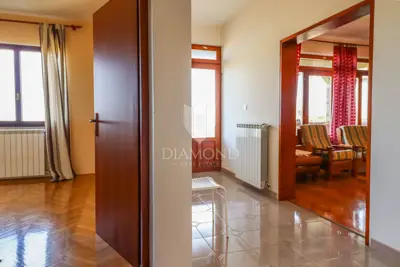 Brtonigla, samostojeća kuća s pogledom na more! - 11