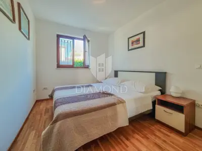 Novigrad, Wohnung in ausgezeichneter Lage mit Meerblick! - 8