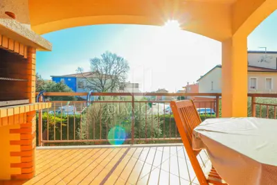 Novigrad, Wohnung in ausgezeichneter Lage mit Meerblick! - 2