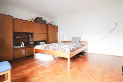 Zagreb, Trešnjevka Sjever! 3-room apartment with two garages!