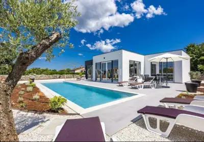 Villa 139 m², Štokovci - heated pool and solar power plant - 2