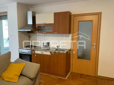 Stan 32 m², Sigečica, Kornatska ulica - lođa i lift - 3