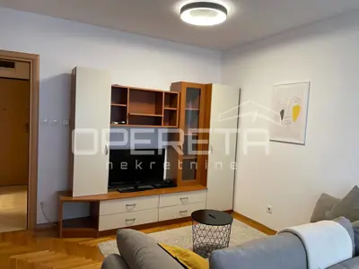 Stan 32 m², Sigečica, Kornatska ulica - lođa i lift - 2