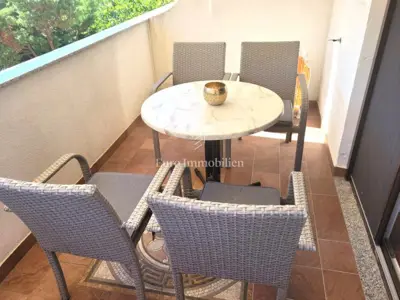 Wohnung in ausgezeichneter Lage in der Stadt Krk - 3