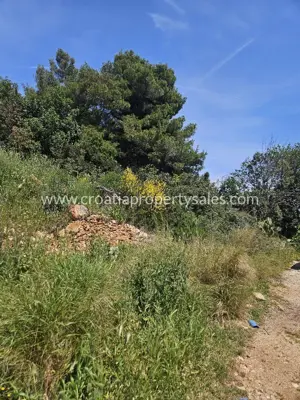 Building land 1,047 m², Otok Hvar - near the sea and the center - 3