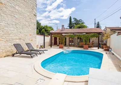 Kanfanar, zwei Steinhäuser 208 m², Pool und eingezäuntes Grundstück - 5