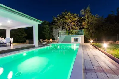 Villa 1109 m², Labin Umgebung - Pool und Sommerküche - 6