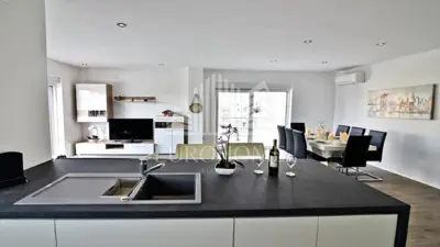 Wohnung zur Miete in Diklovac, 250 m² - 5