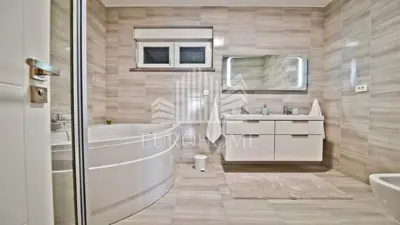 Wohnung zur Miete in Diklovac, 250 m² - 13