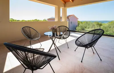 House 188 m², Labin - pool and sea view - 22