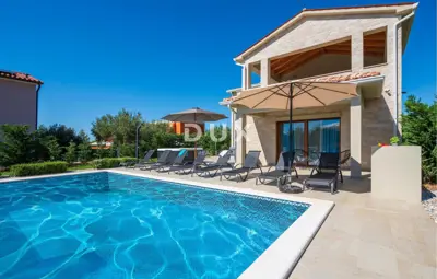 House 188 m², Labin - pool and sea view - 3