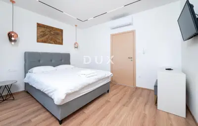 House 188 m², Labin - pool and sea view - 19