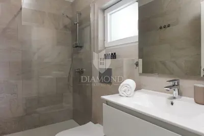 Brtonigla, okolica! Luksuzna kuća sa bazenom! - 21