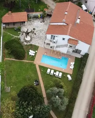 Kuća 292 m², Poreč - privatni bazen i okućnica 844 m²