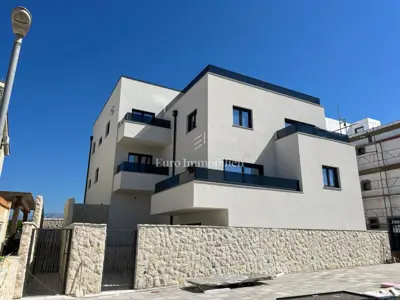 Wohnung zum Kauf in Povljana, 159 m²