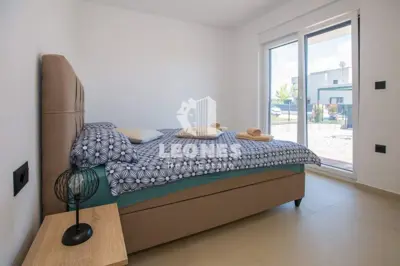 Vila 215 m², okolica Poreča, bazen i ljetna kuhinja - 9