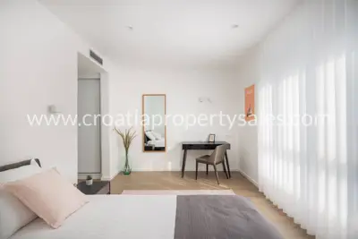 House, Brač, 370 m², 1 450 000 € - 13