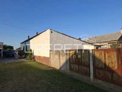 Kuća za adaptaciju – Trnovec - 15
