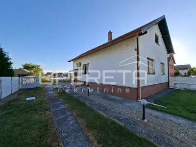 Kuća za adaptaciju – Trnovec - 13