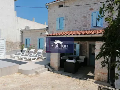 Haus 150 m², Peruški - Pool und Atrium - 7