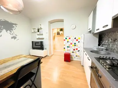 Wohnung 41 m², Donji grad - 2 Zimmer, Erdgeschoss - 8
