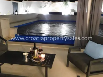 Haus, Brač, 370 m², 1 300 000 € - 6