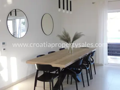 Haus, Brač, 370 m², 1 300 000 € - 7