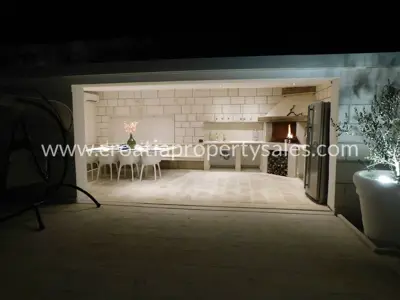 Haus, Brač, 370 m², 1 300 000 € - 10