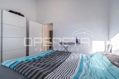 House 130 m², Galižana - two residential units - 11