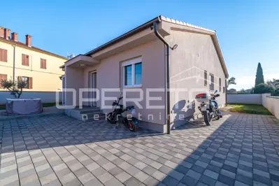 House 130 m², Galižana - two residential units