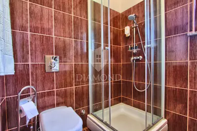 Villa 294 m², Svetvinčenat - beheizter Pool und Jacuzzi - 13