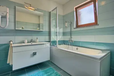Villa 294 m², Svetvinčenat - beheizter Pool und Jacuzzi - 19